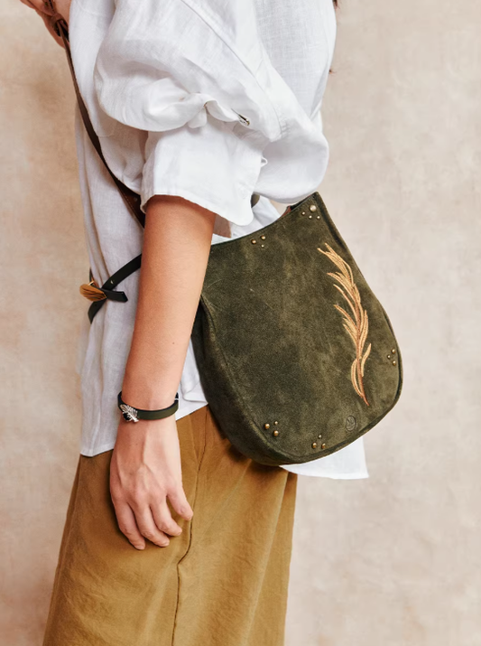Palm Leather Wrap Bracelet – Luxe Full-Grain Wristband